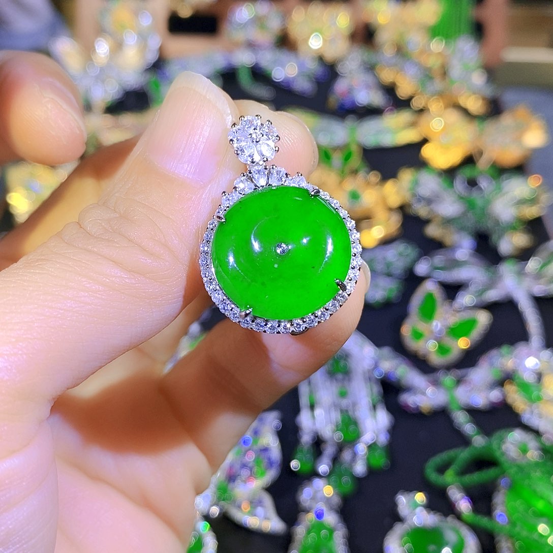 吊坠(不含链)银S925镶嵌翡翠