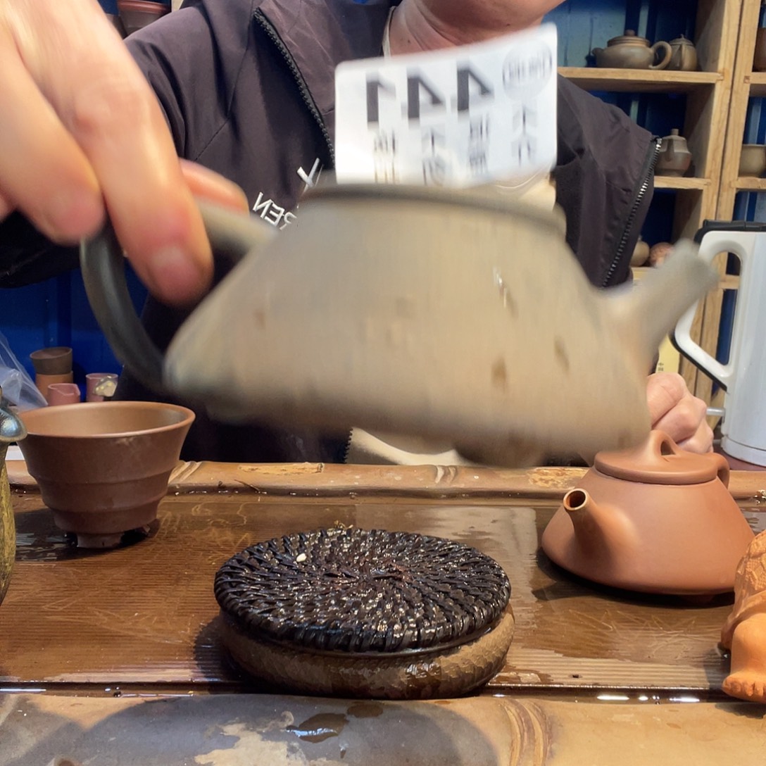 谦***谦广西钦安龙窑坭兴陶柴烧