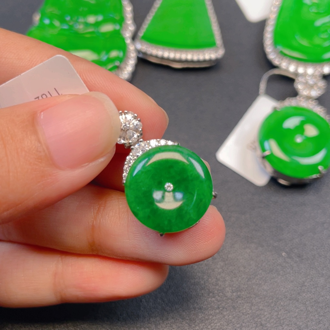 吊坠(不含链)银S925镶嵌翡翠