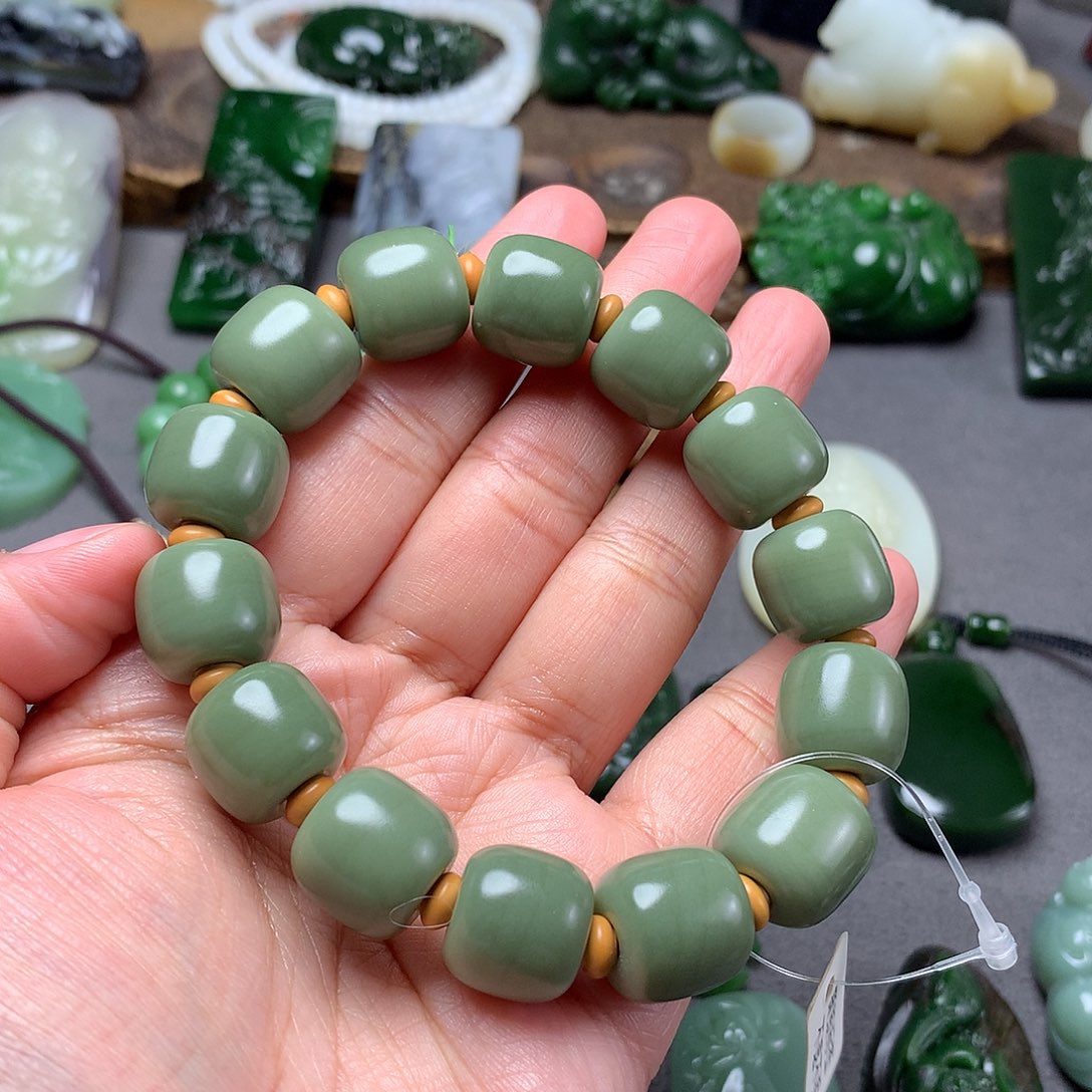 和田玉手串未镶嵌