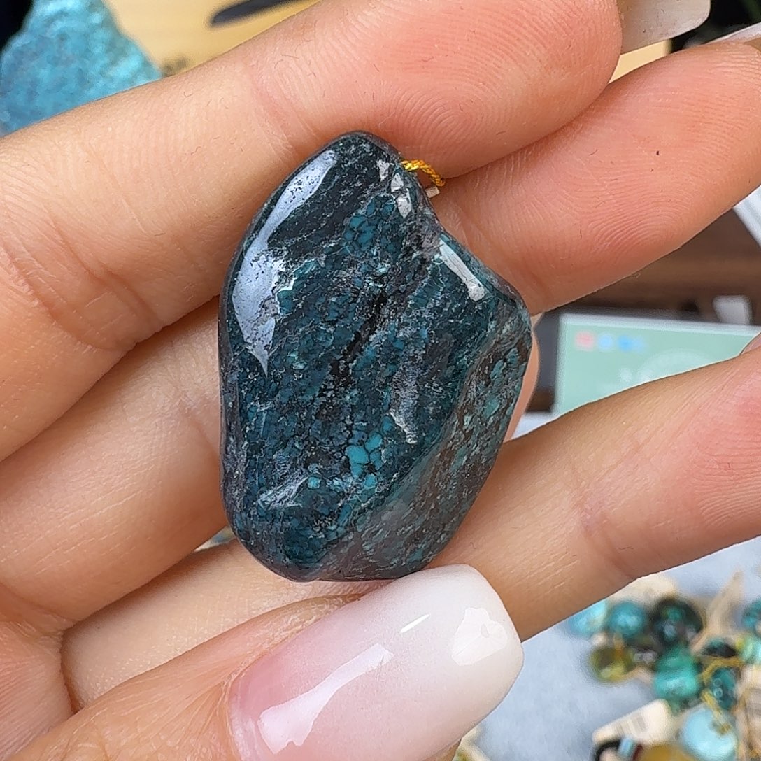 绿松石未镶嵌珠宝奇石