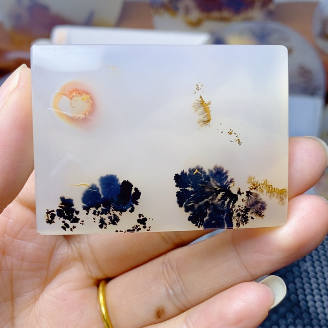 玛瑙/玉髓未镶嵌珠宝奇石