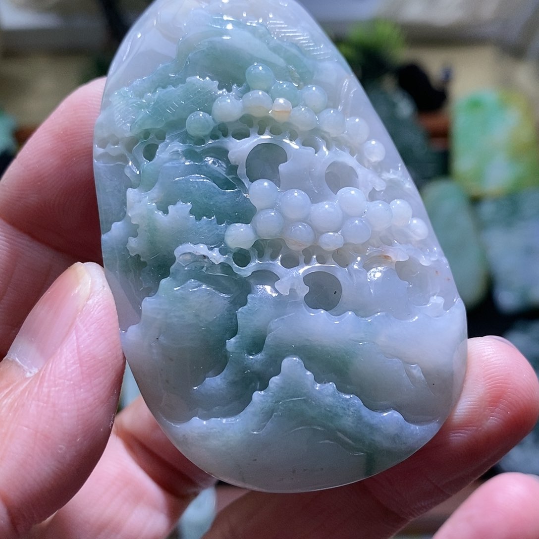 【闪购商品】翡翠颈饰未镶嵌11111111111111