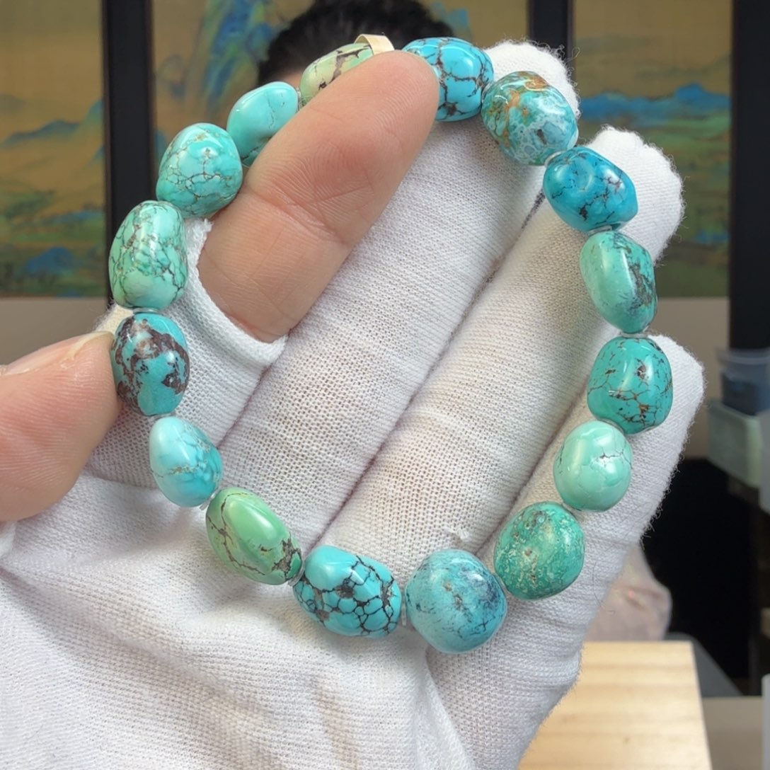 绿松石未镶嵌珠宝奇石