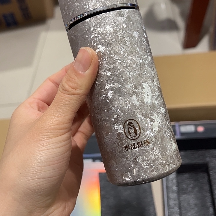 水晶贵族纯钛保温杯220220没有网星空银色