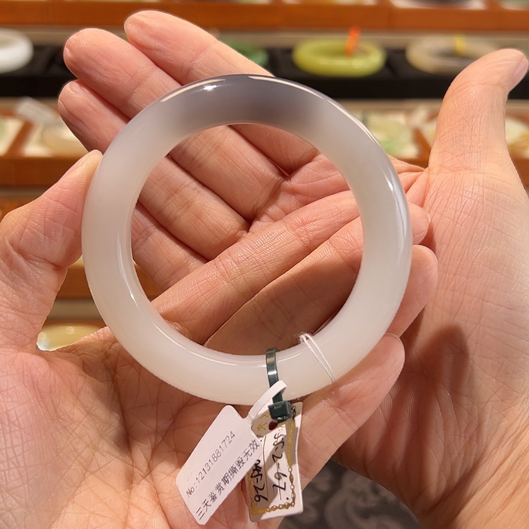 和田玉手镯未镶嵌用****6