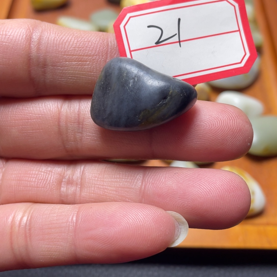 和田玉（糖玉）未镶嵌挂件