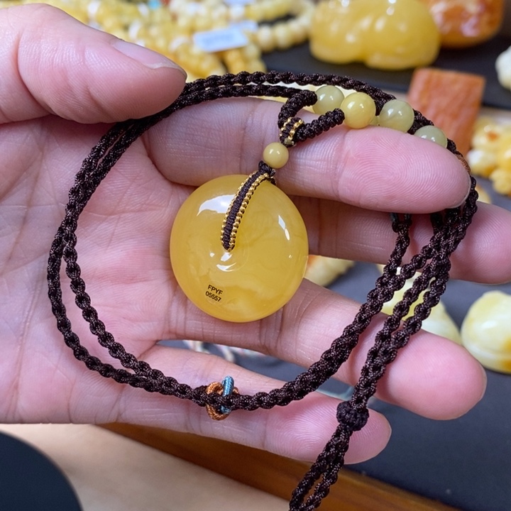 未镶嵌琥珀裸石平安扣