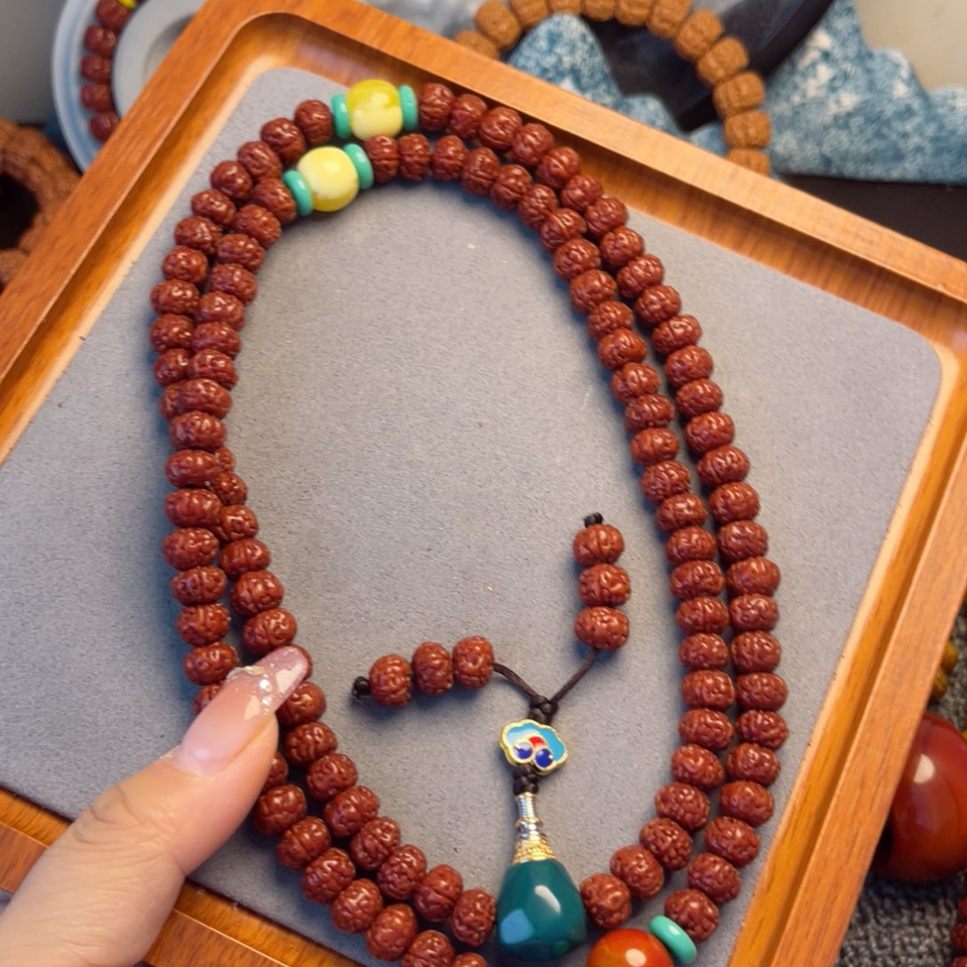 金刚菩提吊坠一代纯血老树王