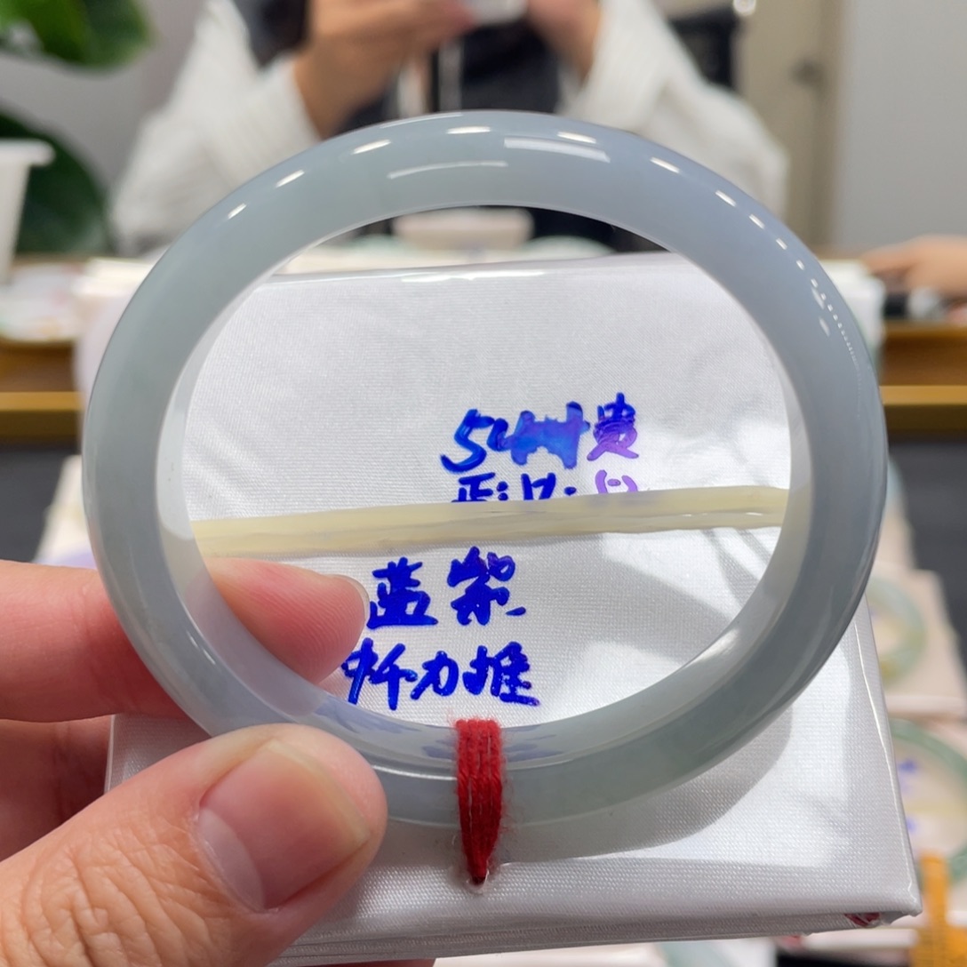 翡翠未镶嵌手镯翡翠