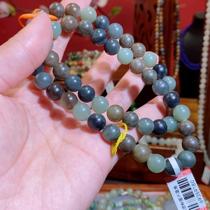 未镶嵌和田玉手链