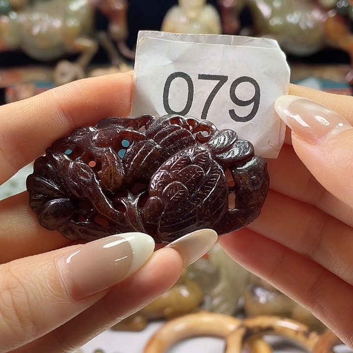 和田玉（糖玉）未镶嵌挂件