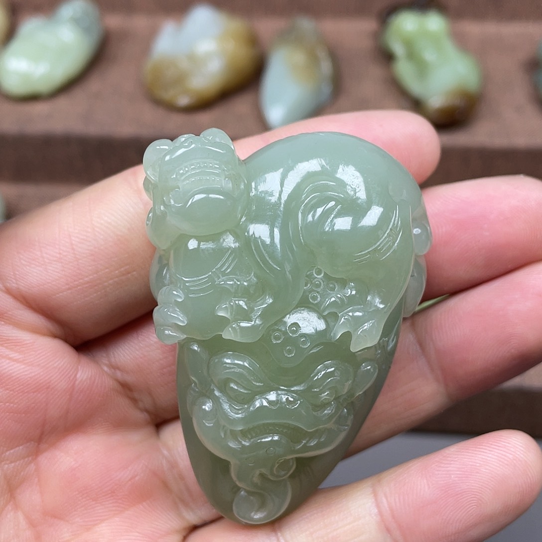 和田玉挂件未镶嵌