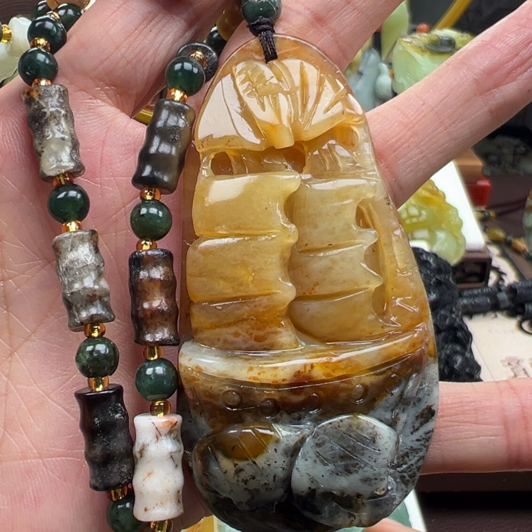 岫玉未镶嵌挂件挂件