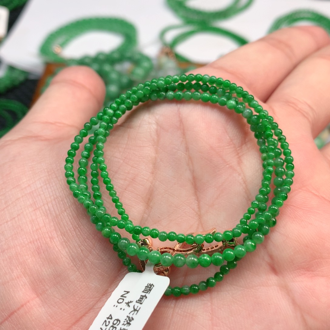 翡翠手链未镶嵌翡翠