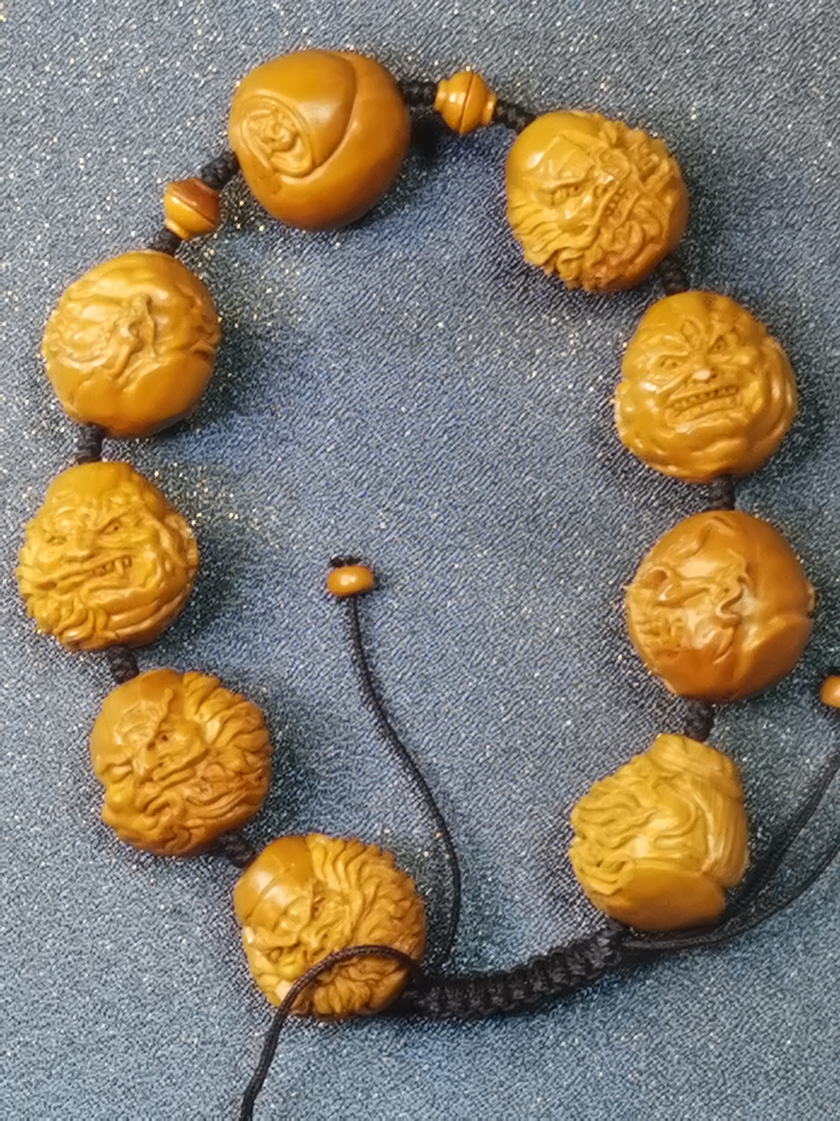 橄榄核雕刻向死而生手串