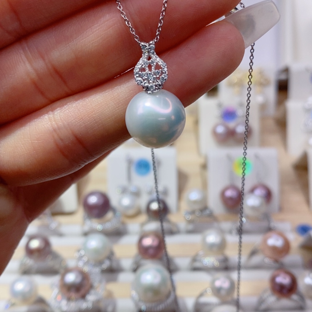 淡水珍珠吊坠(赠链)银S925镶嵌