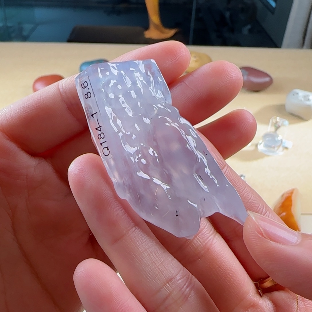 颈饰未镶嵌翡翠橦