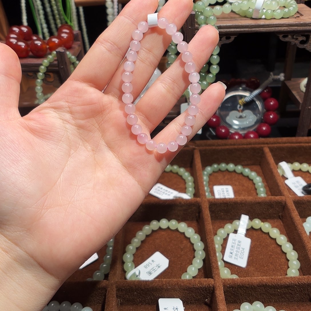 未镶嵌和田玉手串张**