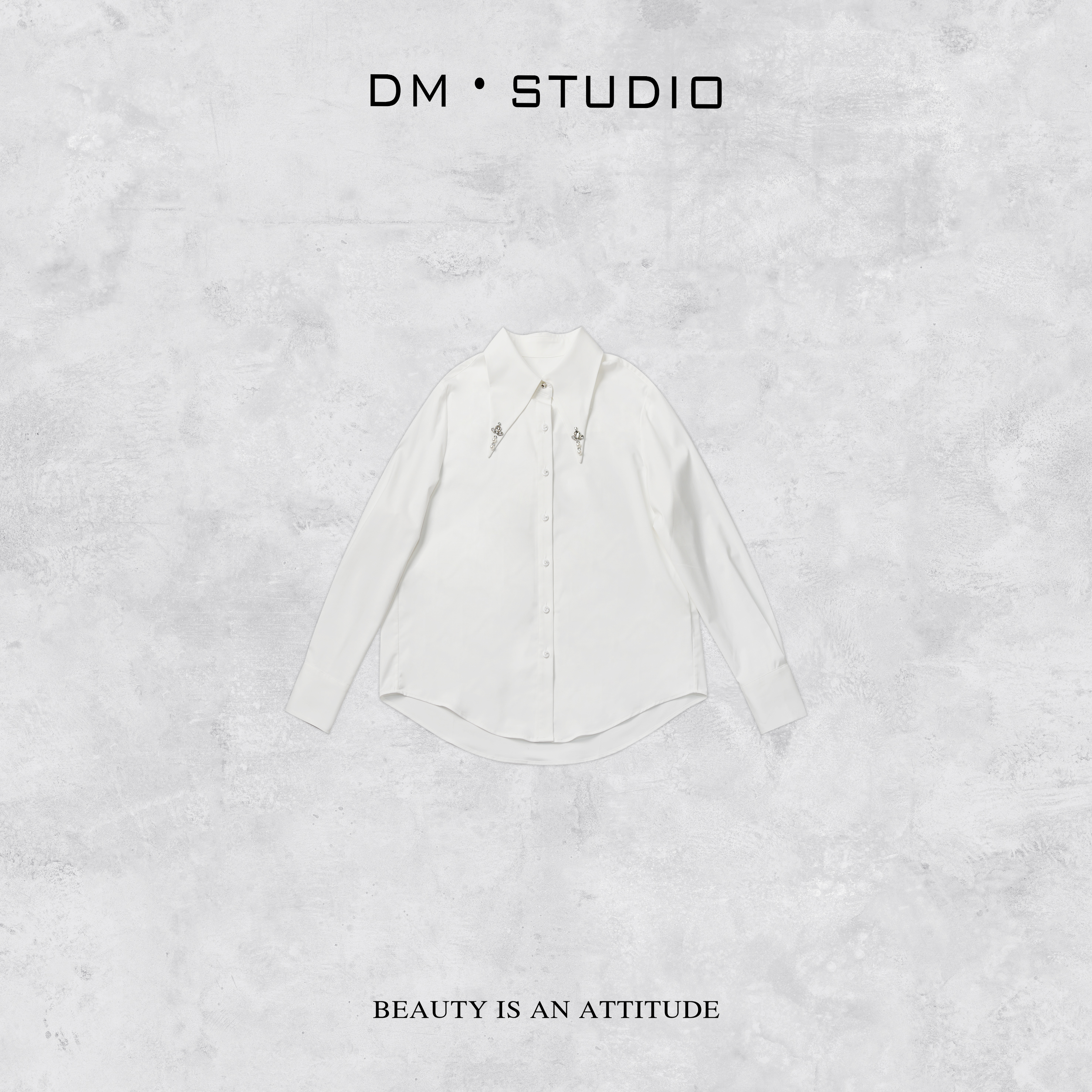DEDM-DM•STUDIO/气质翻领简约纯色百搭重工钉珠衬衫上衣（QL34087）