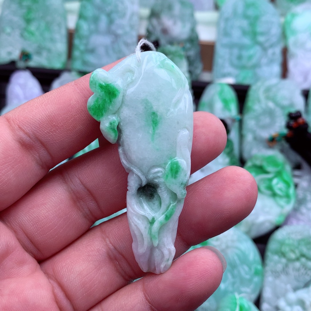 翡翠吊坠(不含链)未镶嵌