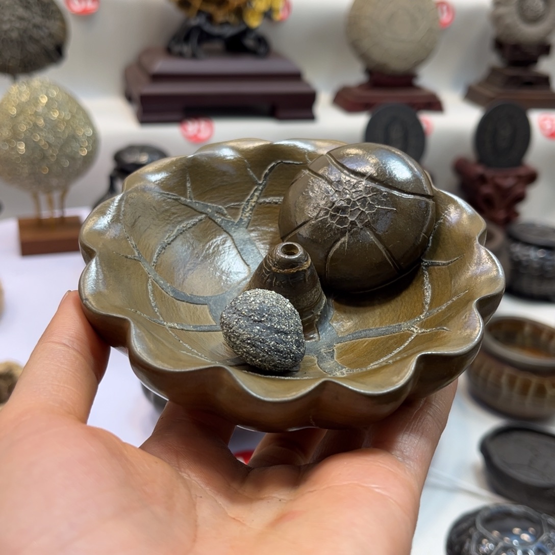 用***鑫石材龟纹石精品系列