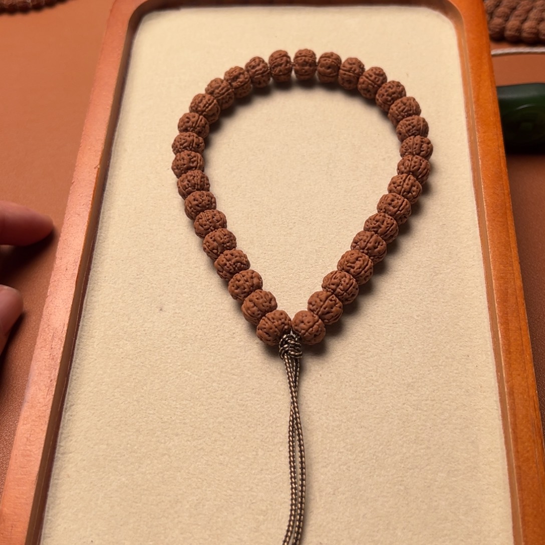 玉***椅菩提籽类BY纯血老树王