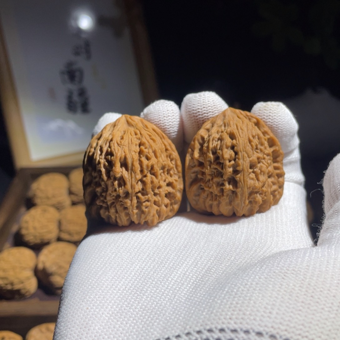 文玩核桃吊坠2****2核桃