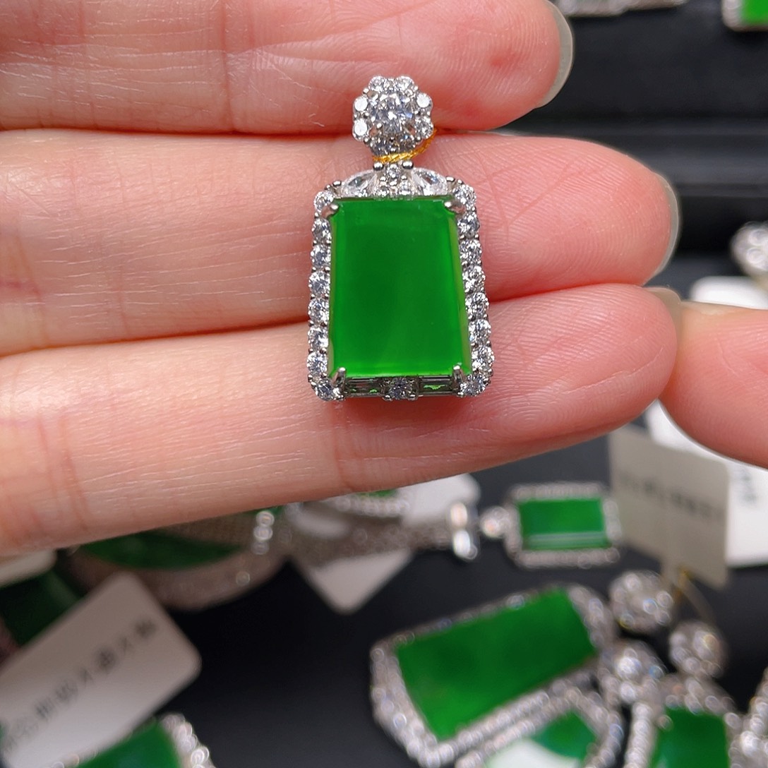 吊坠(不含链)银S925镶嵌翡翠吊坠2539