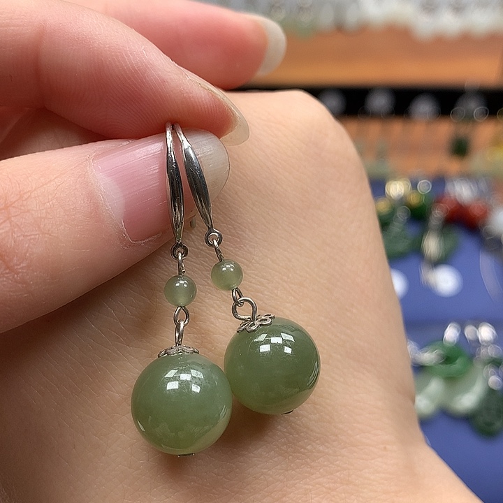 和田玉银S925镶嵌耳饰12左右晴水绿