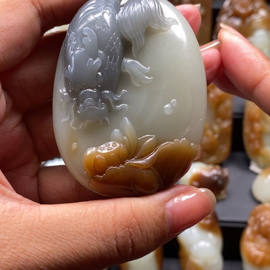 和田玉挂件未镶嵌E***u定制