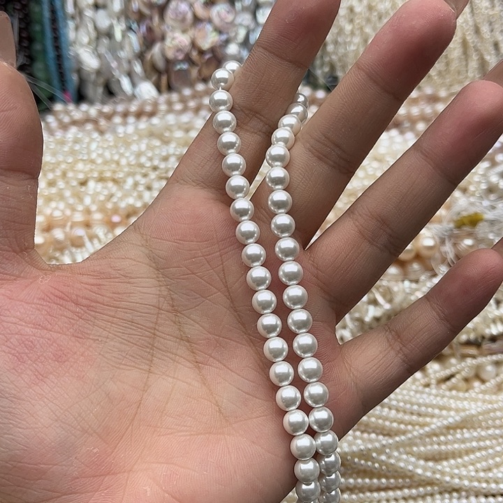 玛瑙/玉髓未镶嵌珠宝半成品一条6mm左右贝珠