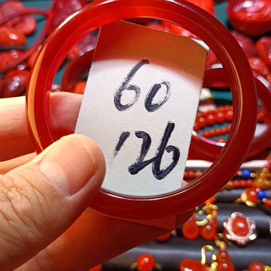 玛瑙/玉髓手镯未镶嵌