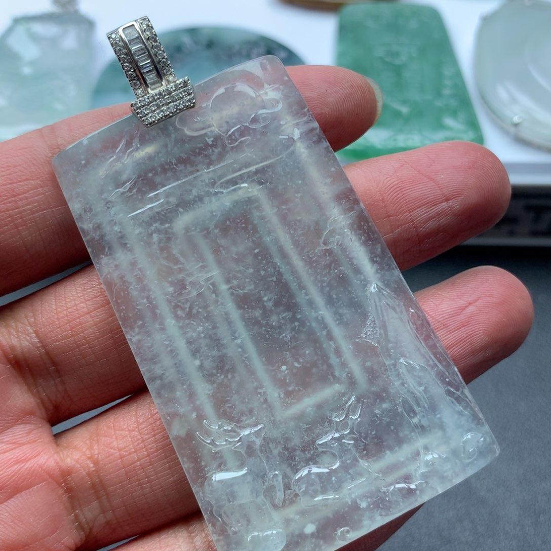 翡翠颈饰未镶嵌缅甸天然A货翡翠