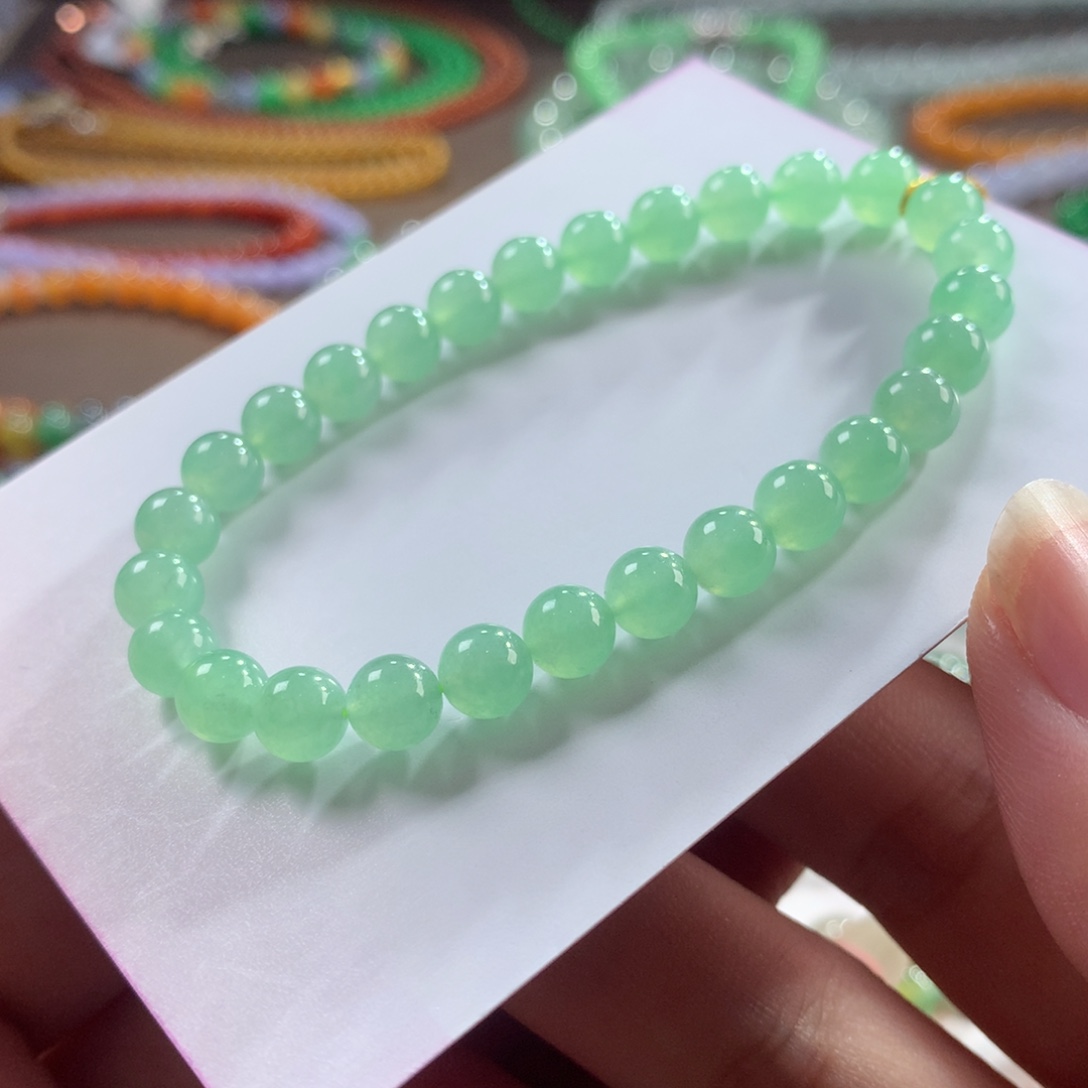 翡翠未镶嵌手链翡翠冰胶底甜绿卡6.10+ 