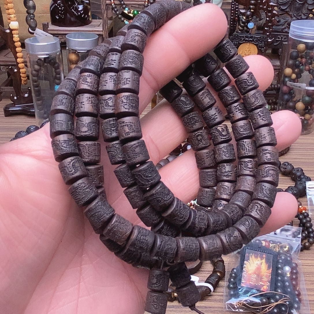 滴血莲花菩提手串