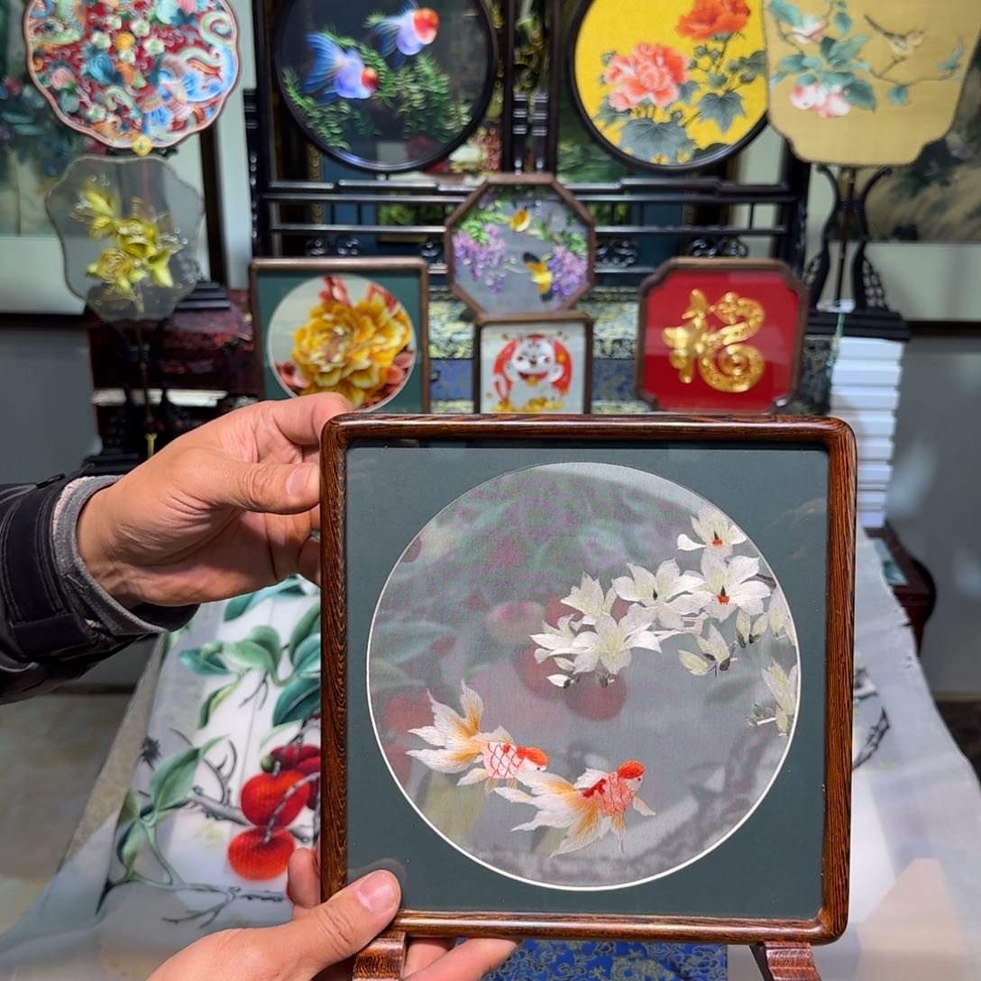 刺绣刺绣工艺精湛