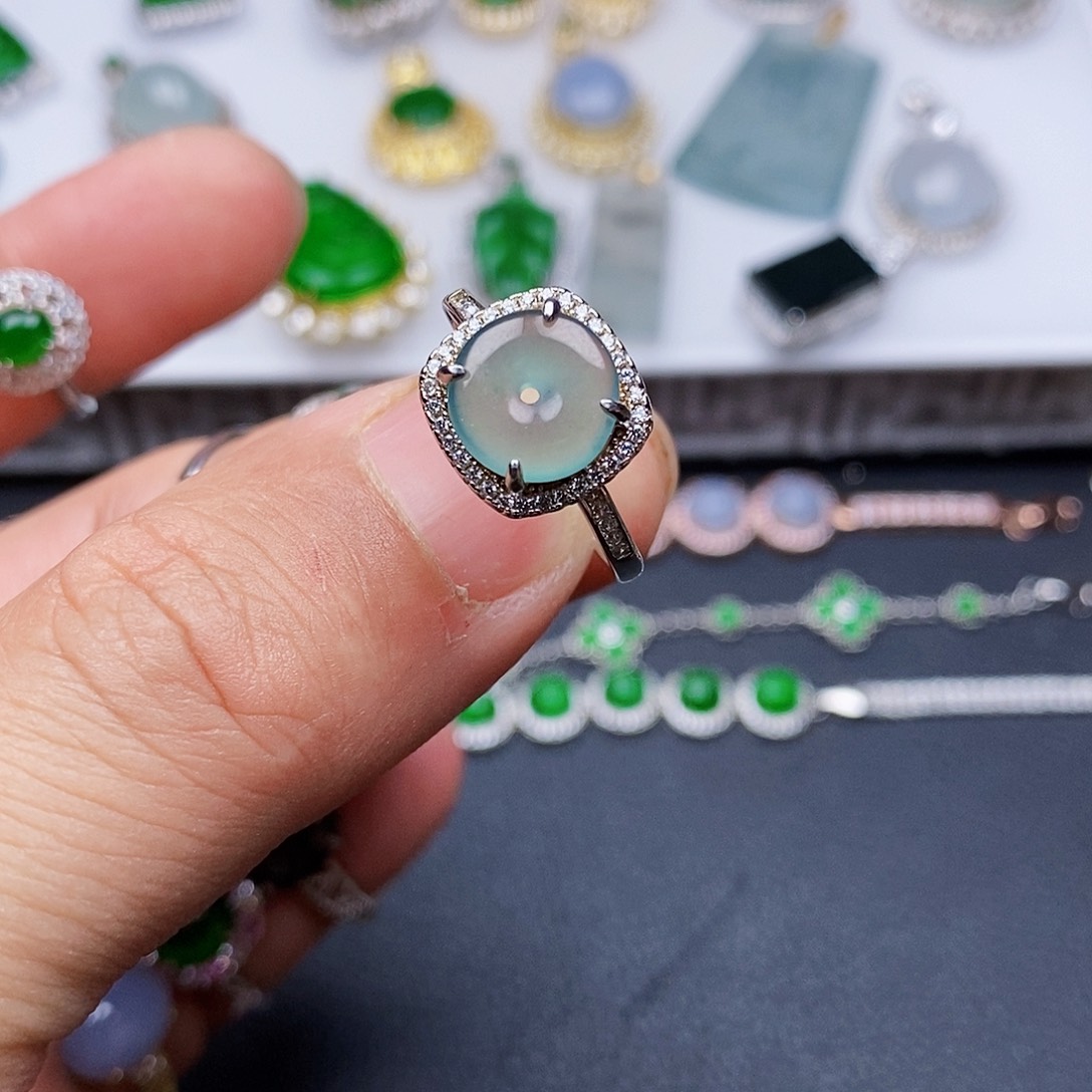 翡翠戒指银S925镶嵌戒指