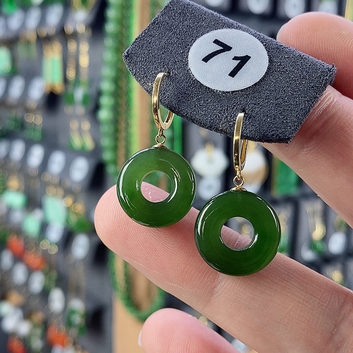 和田玉耳饰18K金镶嵌