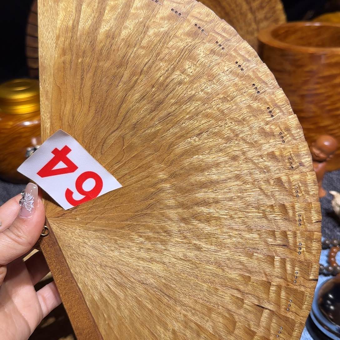 金丝楠紫****O金丝楠手把件
