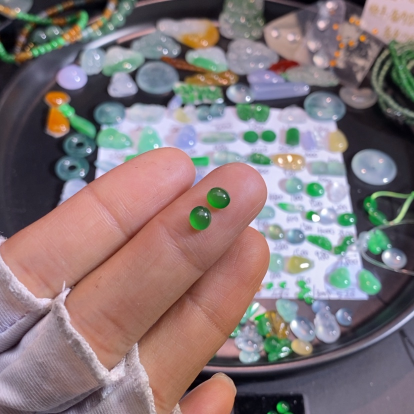 【闪购商品】翡翠挂件未镶嵌蛋