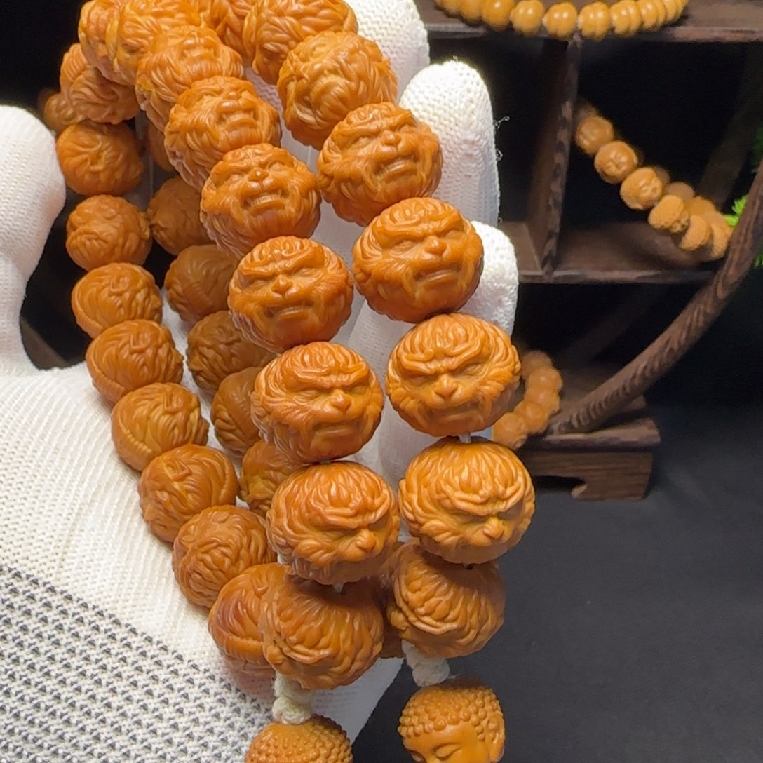 用***6吊坠猴头核桃猴头