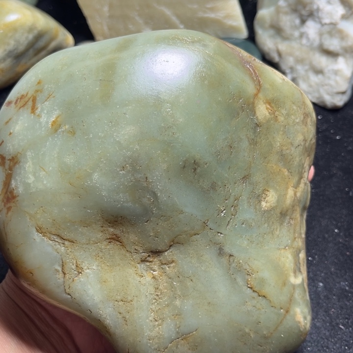 昆***物和田玉（糖玉）未镶嵌珠宝奇石