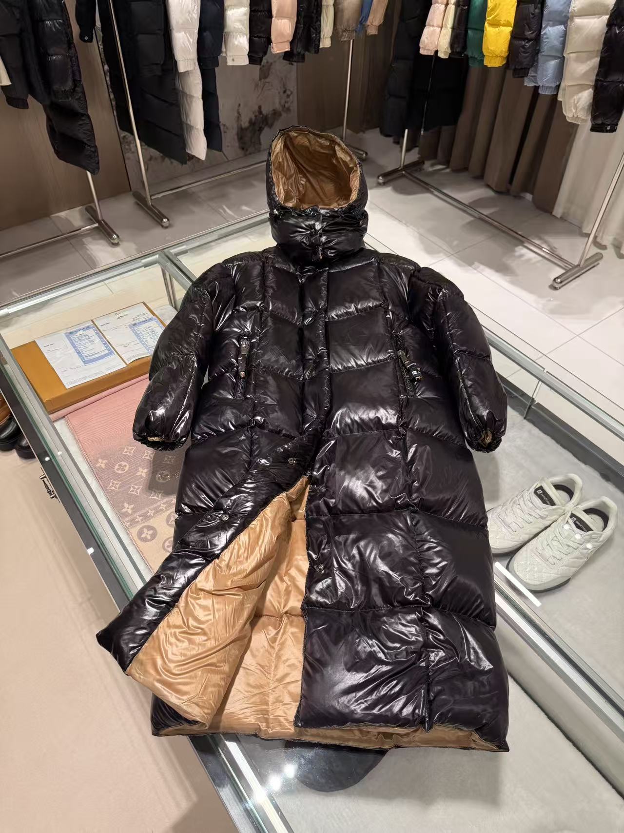 25新款 冬季黑金休闲百搭长羽绒服B822