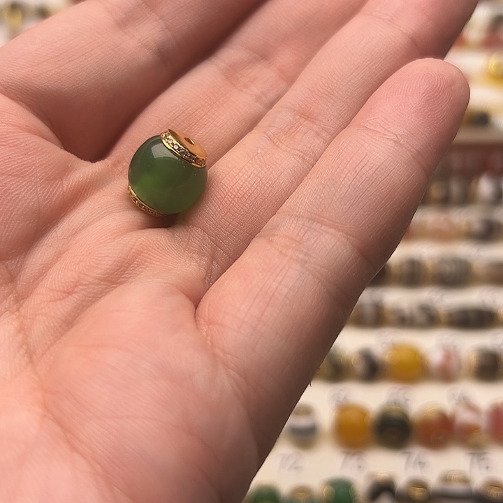 牛***砖玛瑙/玉髓未镶嵌单颗