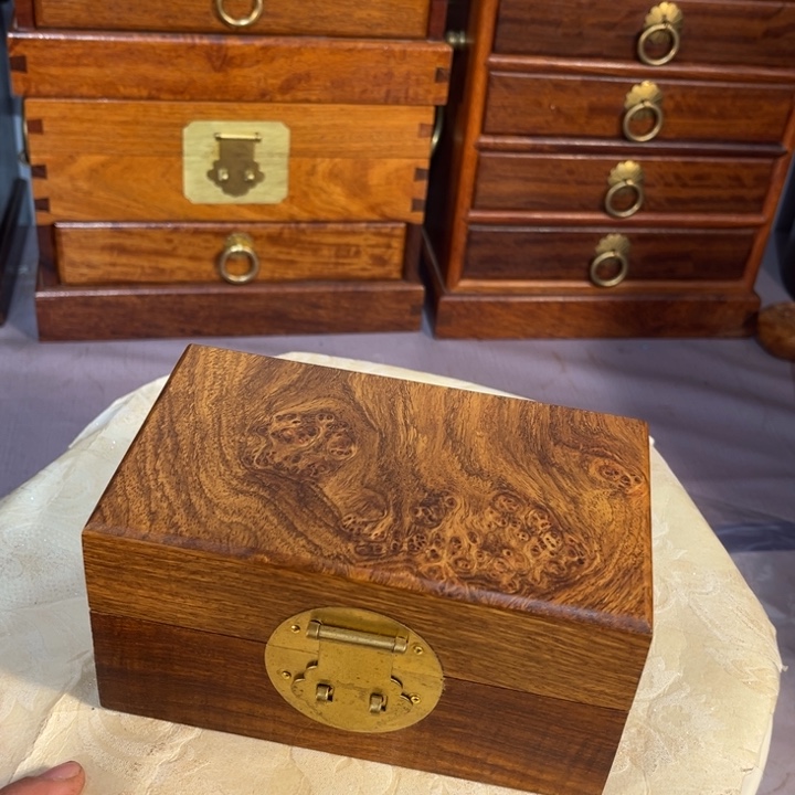 木非洲黄花梨独板首饰盒