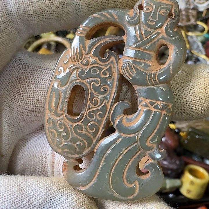 和田玉未镶嵌挂件