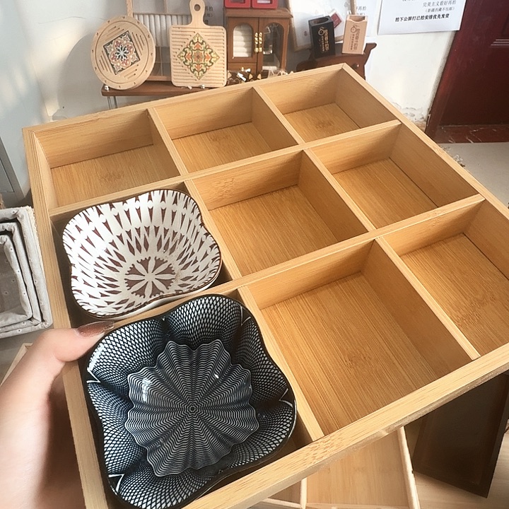 有机玻璃原木色九宫格微瑕+9个陶瓷小碗