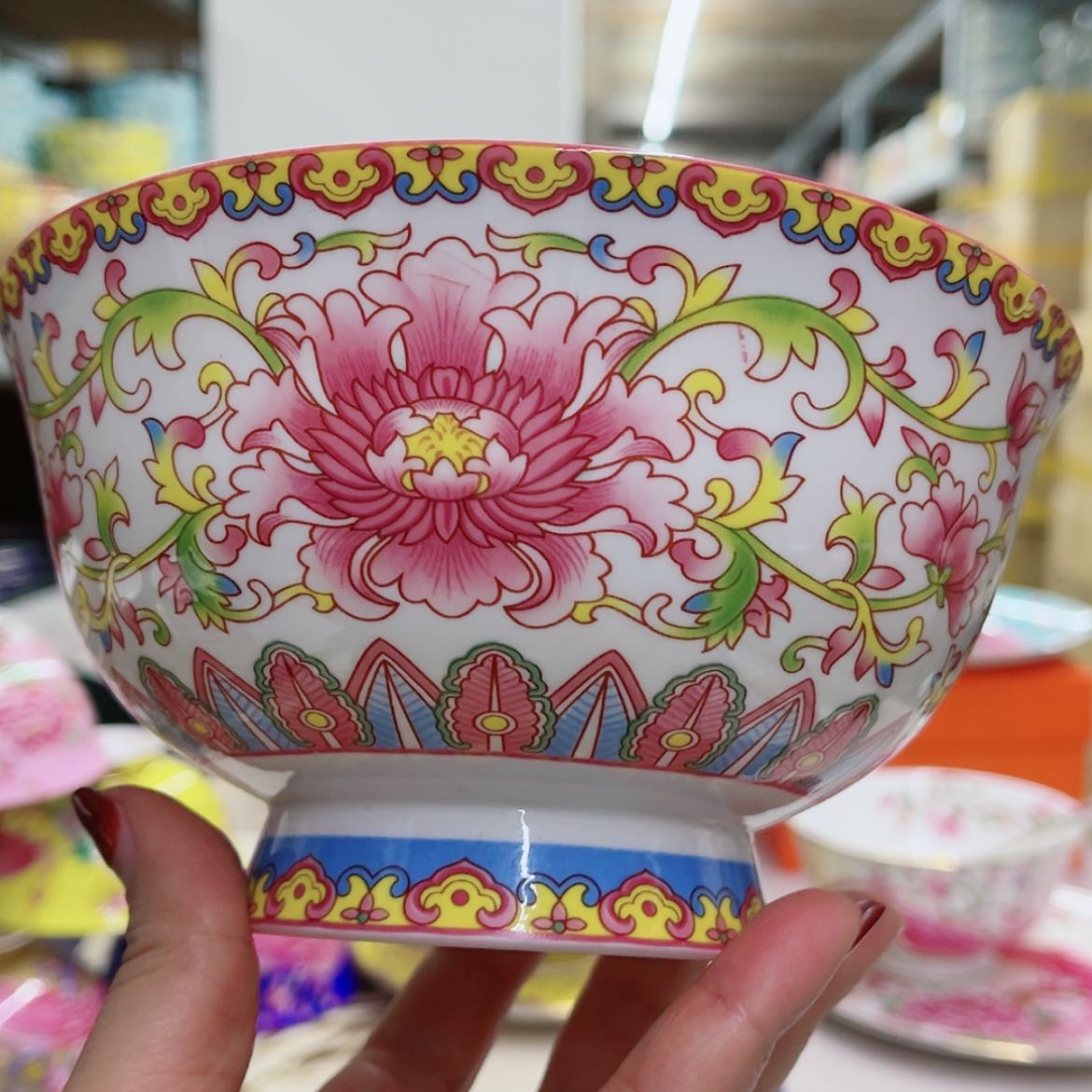 【闪购商品】骨瓷6寸2个………………………………