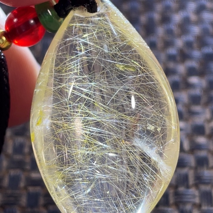 水晶颈饰未镶嵌多****吃